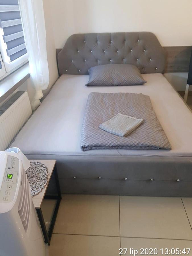 Apartament Rudy 102 Self Check-In 24H Daire Bytom Dış mekan fotoğraf