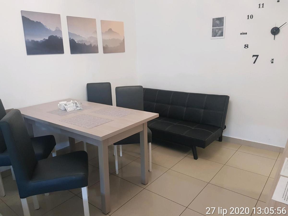 Apartament Rudy 102 Self Check-In 24H Daire Bytom Dış mekan fotoğraf