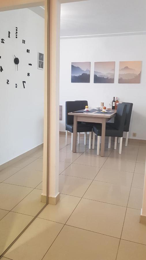 Apartament Rudy 102 Self Check-In 24H Daire Bytom Dış mekan fotoğraf